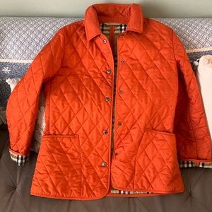 Burbbery quilted jacket for woman size small
